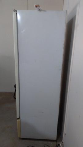 Freezer vertical metalfrio, branco 400lt - Foto 2