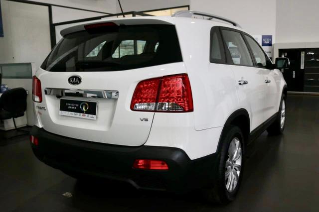 Sorento v6 7 lugares - Foto 4