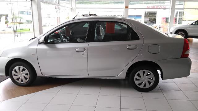 TOYOTA ETIOS 2018/2019 1.5 X PLUS 16V FLEX 4P AUTOMÁTICO - Foto 8