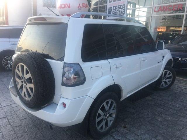 Mitsubishi Pajero tr4 4x4 Automática muito nova sem detalhes procurar Martins - Foto 5