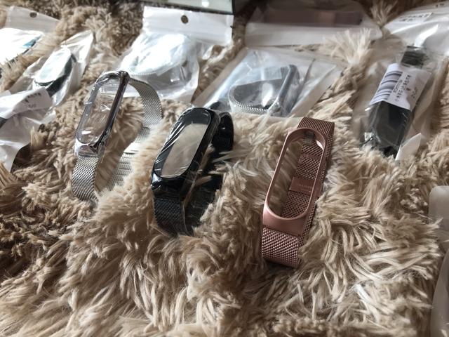 Pulseira reserva de metal pra xiaomi mi band 3 e 4 - Foto 3