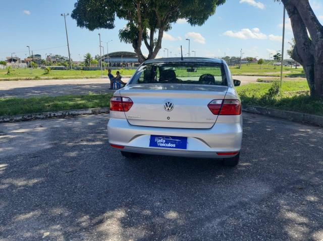 Voyage 1.6 2018 Prata com apenas km 23.154 rodados - Foto 5
