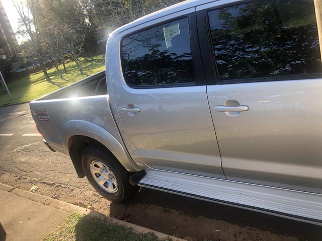 Toyota Hilux SR 4x4 3.0 8V 116CV TB DIESEL / pneu NOVO / todas revisões na Toyota - Foto 18