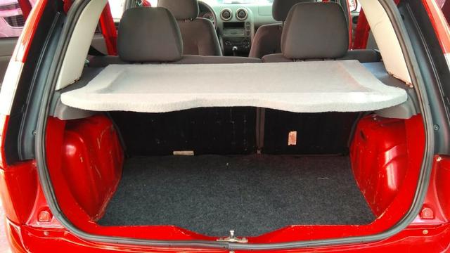 Ford Fiesta Hatch 1.0 2006 - Foto 16