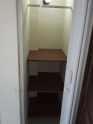 Brotas. Quarto suíte mobiliado para casal ou solteiro. Em frente a estação de metrô Brotas - Foto 10