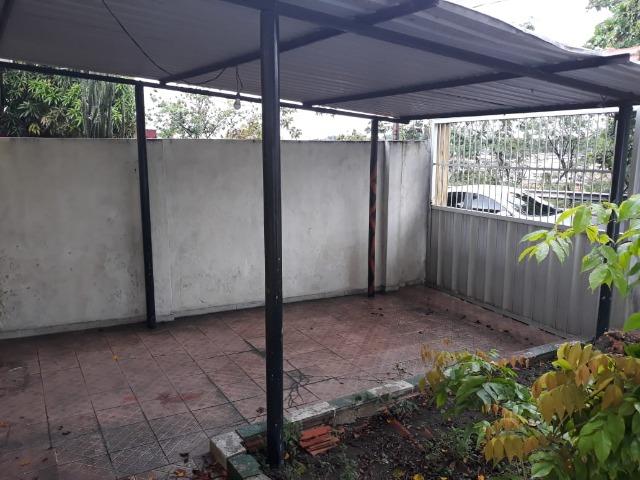 Alugo Casa no Parque 10 com 1 Quarto, Fica bem no Centro do Parque 10 - Foto 17