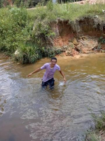 Vendo essa casa no ramal prox ao rio preto igarapé prox - Foto 4