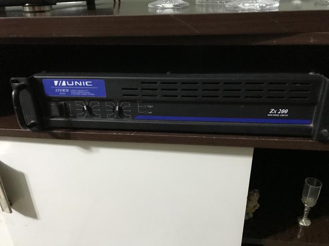 Amplificador Unic ZX200 Promoção 400 reais