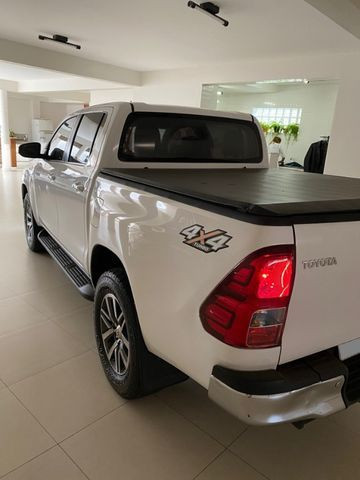 Hilux SRX 2017/2017 Branca Impecável