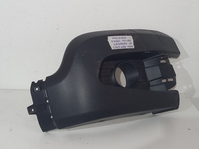 Moldura Farol Milha Sandero Stapwey 11/14 dir/esq ( CADA ) - Foto 2