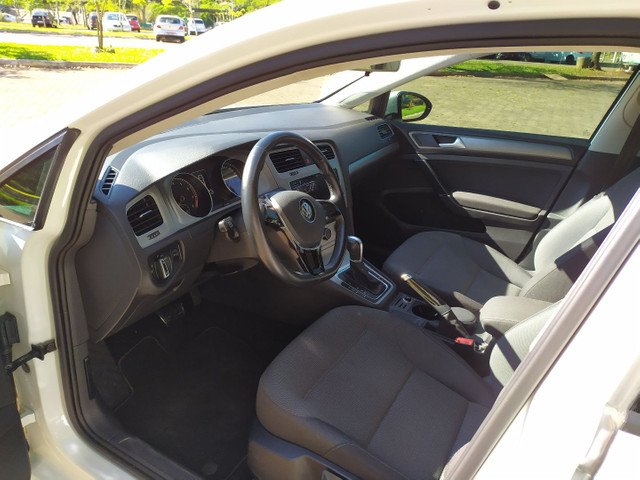Golf TSI ano 2015 modelo Confortline. Automático.