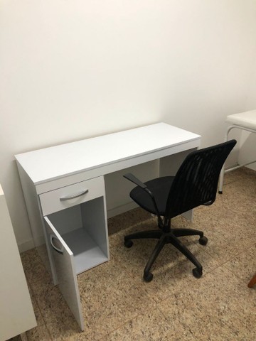 Escrivaninha nova montagem grátis  - Foto 3