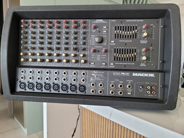mackie 808s mixer