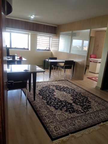 COMPARTILHAMENTO DE SALA COMERCIAL NO BAIRRO ÁGUA VERDE 