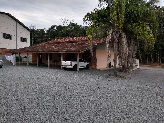 Galpão industrial e comercial, c/ 627,60 m², c/ casa de 192,66 m², valor 1.200.000,00 - Foto 6
