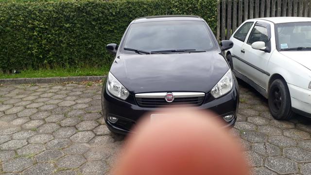 Fiat grande Siena 2015 - Foto 8