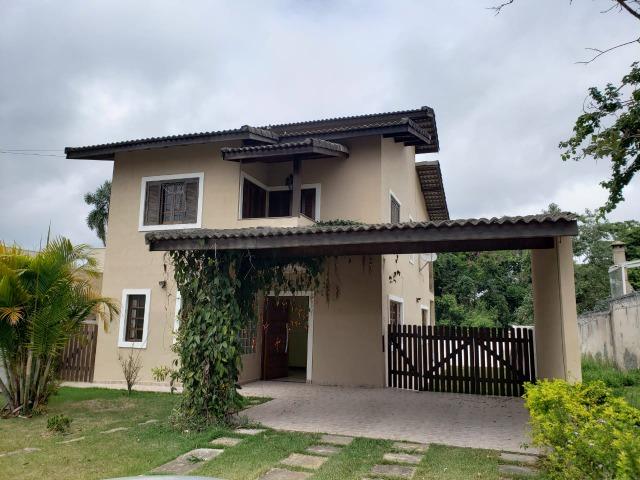 Lindo Sobrado no Residencial Villa Rica para locação