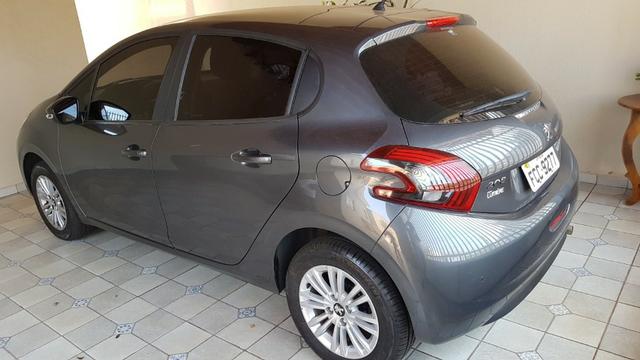 Peugeot 208 1.2 Allure 2018 - Foto 5