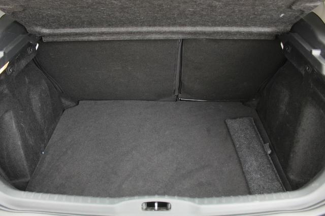 308 1.6 Griff THP - Foto 10