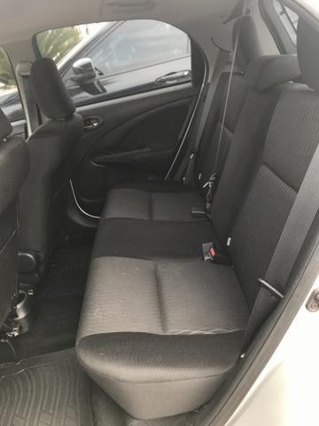 Toyota etios x plus 1.5 - Foto 9