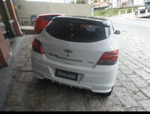 Onix Effect 1.4 flex / branco / completíssimo / 38.000km / Petrópolis/RJ - Foto 4