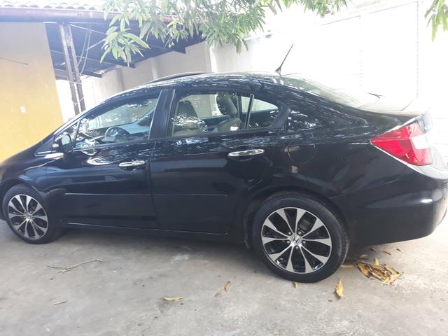 Vendo um Honda Civic 2016 mas completo de tudo é troco por carro de menor valor - Foto 6