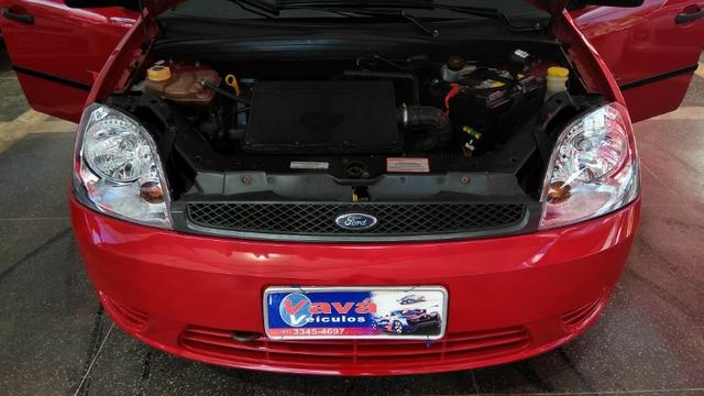 Ford Fiesta Hatch 1.0 2006 - Foto 17