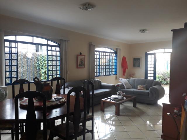 Vendo linda casa em condomínio fechado na DF 425(Pego sua casa no Setor de Mans?es!) - Foto 6
