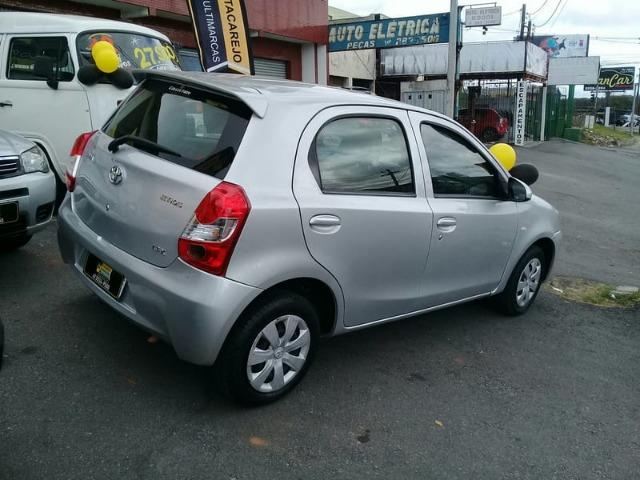 Toyota Etios X 1.3 FLEX 16V 5P Mec 2015 - Foto 4
