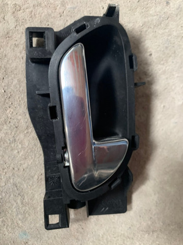 Maçaneta interna citroen c4 pallas original - Foto 5
