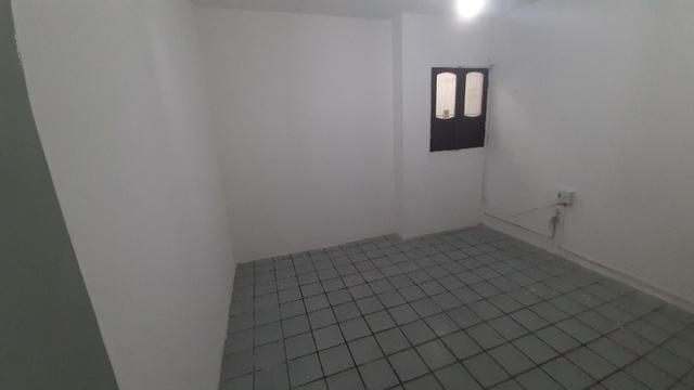Casa Ampla 4 Quartos e 4 vagas de garagem - Contato Felipe Leão - *78 - Foto 6