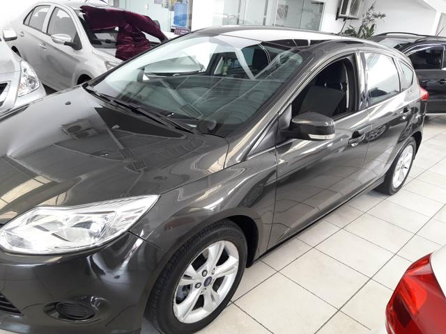 Ford focus 1.6 automático 2014 aceito trocas - Foto 4