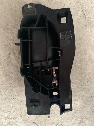 Maçaneta interna citroen c4 pallas original - Foto 4
