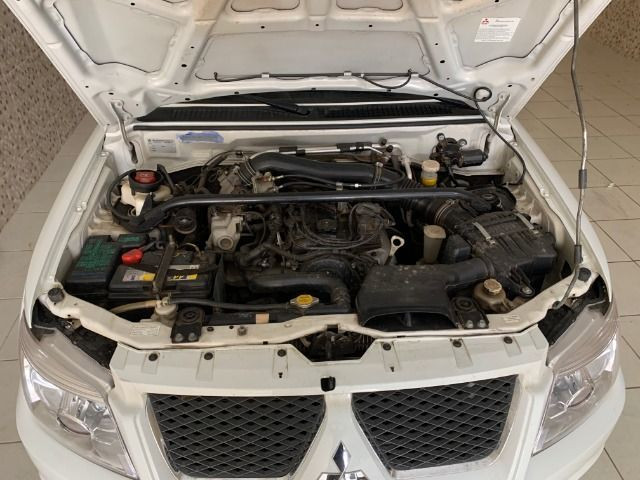 Pajero Tr4 14/15 Automatico 4x4 - Foto 12