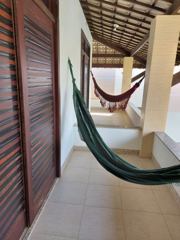 Alugo casa com piscina, excelente localização, 800 mts da praia Atalaia - Foto 19