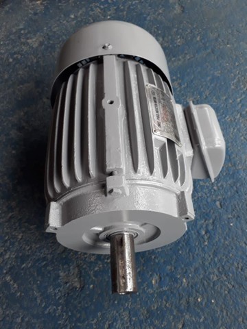 Motor elétrico trifásico 4 cv rpm 2890. - Foto 3