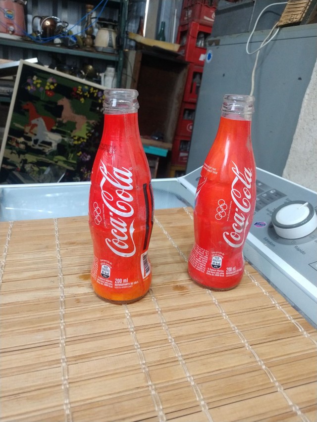 Duas garrafas antigas no estado  - Foto 5