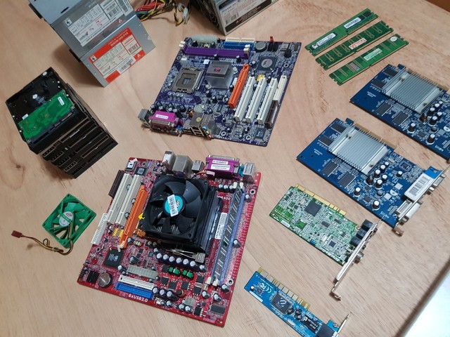 Diversos Componentes Eletrônicos para PC usadas.  - Foto 2
