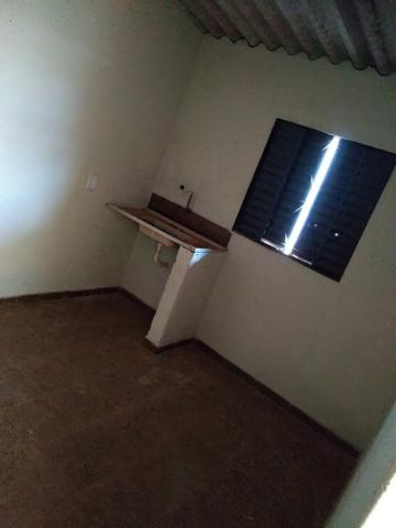 Otimo Lote 300 m² com 2 Barracos Cond. Dom Francisco - Foto 6