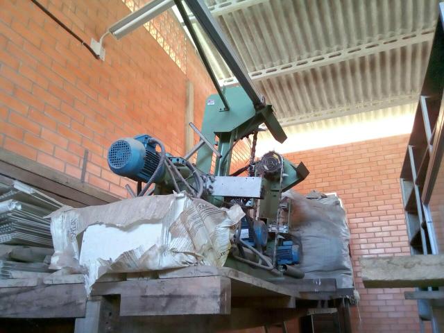 Torno automático para cabos usado