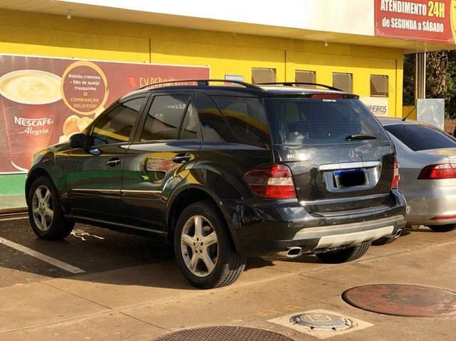 Mercedes benz ML- 350 06? 3.5 V6