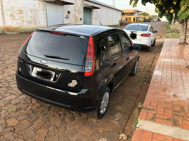 Fiesta SE plus 1.0 8v Flex 5 portas 13/14 - Foto 4
