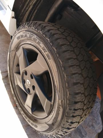 Vendo Duster 1.6 completo manual bem conservado - Foto 4