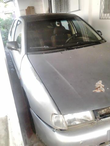 Vendo carro um polo classic 98 motor AP 1.8 - Foto 3