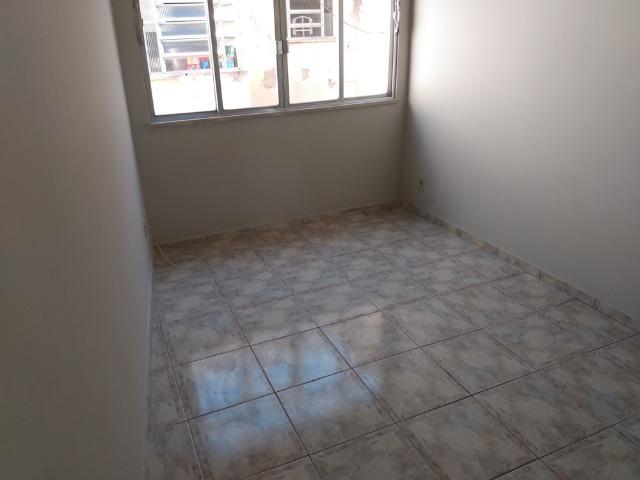 Vendo Vila da Penha apartamento 2 qts sem elevador vaga na escritura - Foto 9