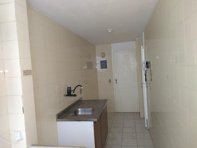 Alugo Todos os Santos apartamento 3 qts 2 banheiros elevador e vaga - Foto 2