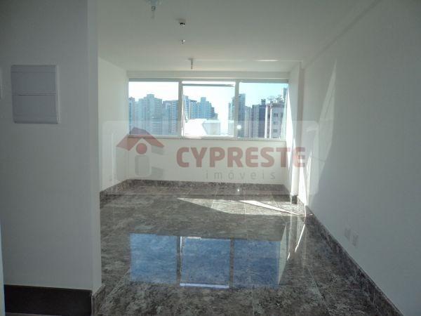 Sala comercial na Praia da Costa. Ref. 2118