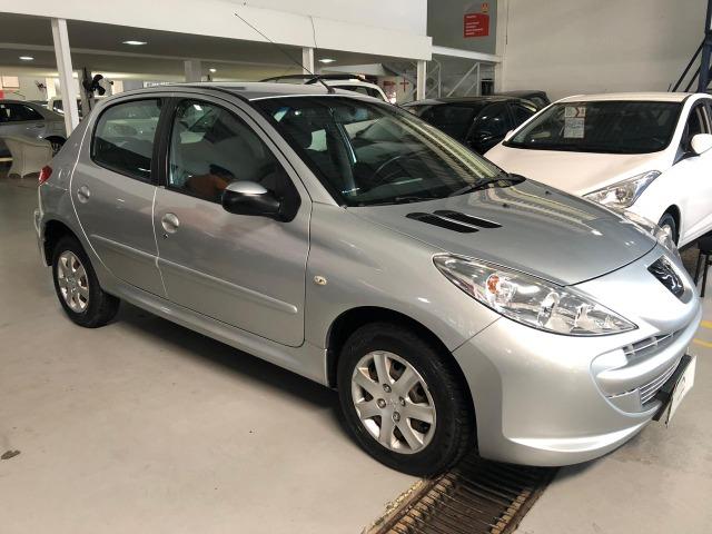 Peugeot 207 XR 1.4 2012 - Foto 5