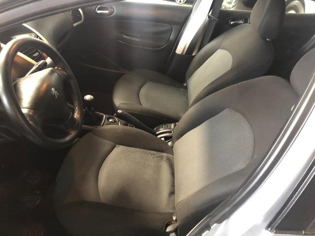 Peugeot 207 XR 1.4 2012 - Foto 3