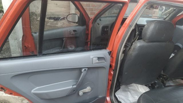 Vw/Gol 1.0 8V 99/99 - Foto 6